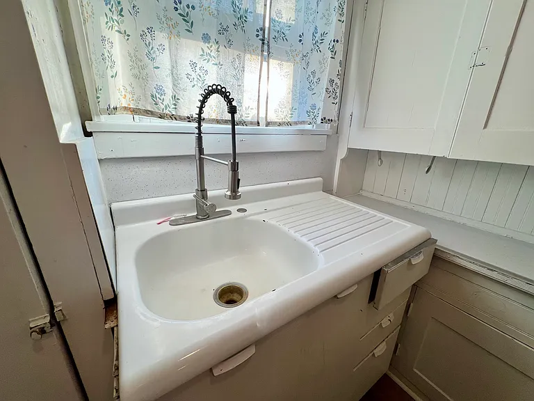 329 Reserve Ave #329.5 — Photo 9