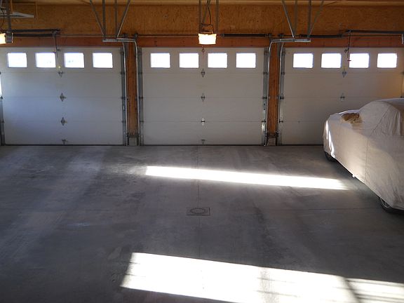 over sized 3 bay garage