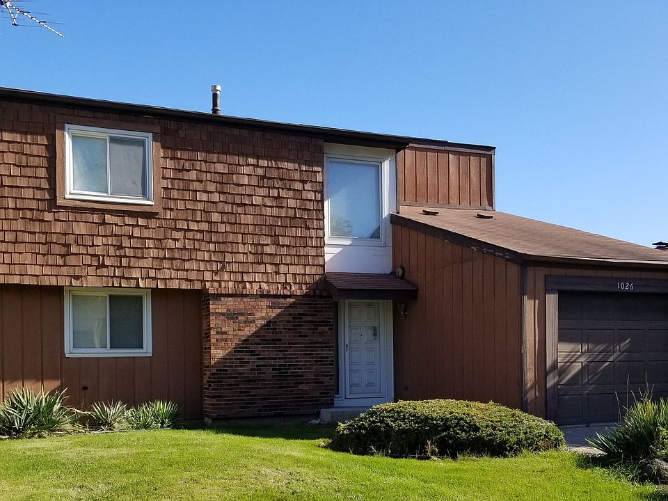 1st image of 1026 Park Crest Dr