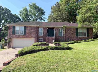 8711 Edgehill Dr SE, Huntsville, AL 35802