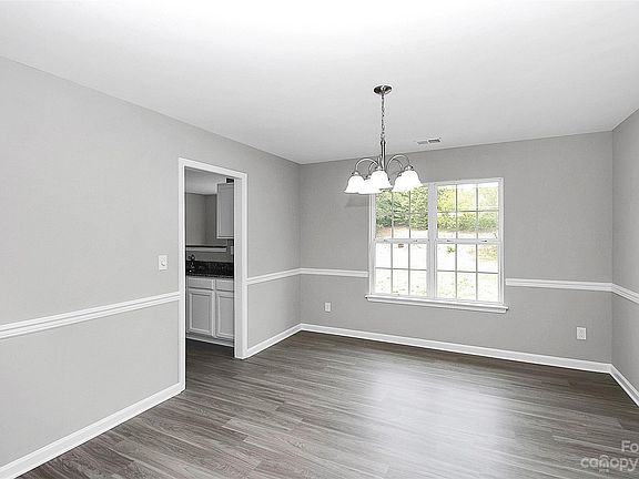 4th image of 4533 Canipe Dr