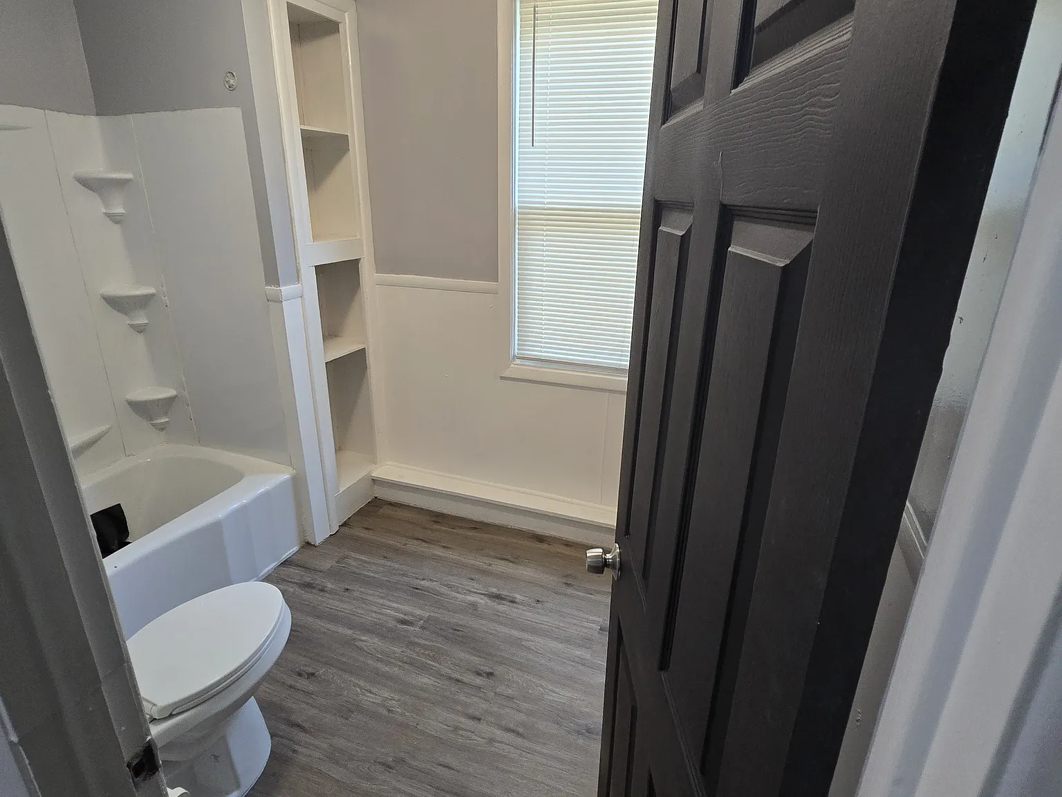 2 bed, 800 sqft, $1,175 — Photo 4