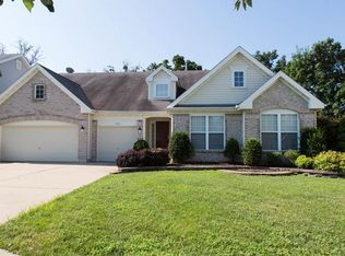 525 Ironwood Dr, O'Fallon, MO 63368