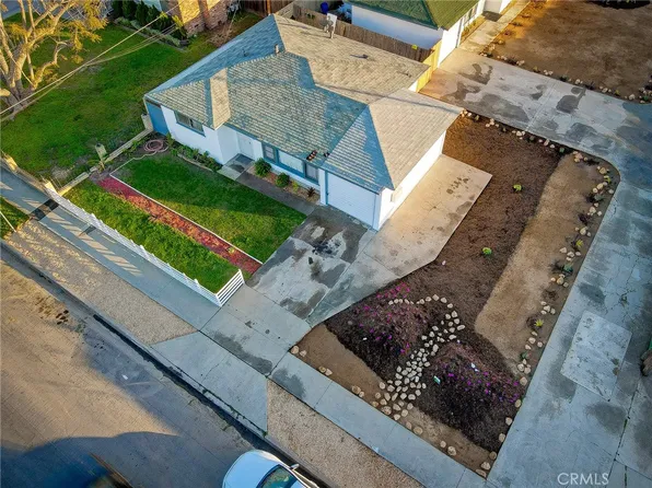 8560 Cedar St, Bellflower, CA 90706