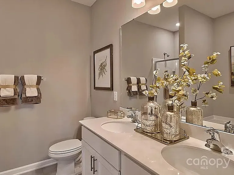 92 Ashelyn Park Dr — Photo 9
