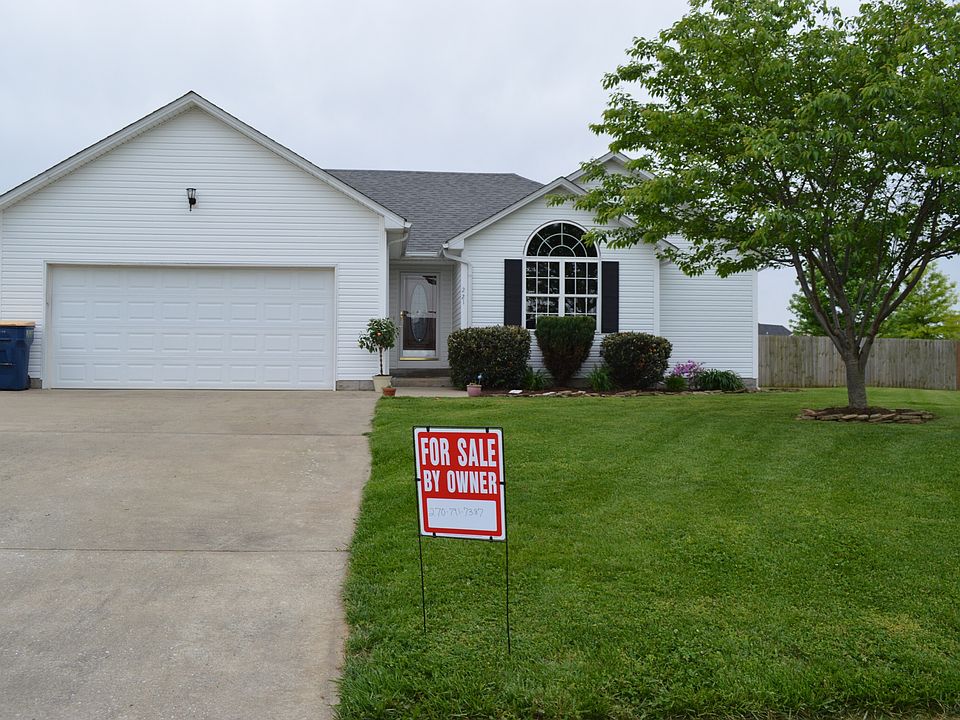 1st image of 221 White Oak Ct