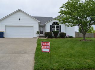221 White Oak Ct, Bowling Green, KY