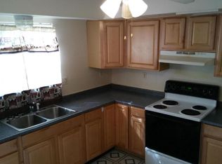 2561 Robinson Pl, Waldorf, MD 20602