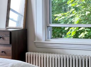 74 Walnut St APT 8, Somerville, MA 02143