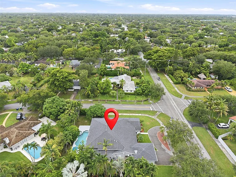 15845 SW 87th Ave — Photo 53