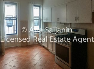 70-44 65th Pl #3R, Ridgewood, NY 11385