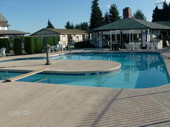 3rd image of 2616 Cascade Pl W APT 47
