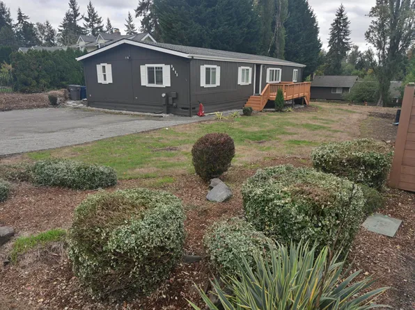 8411 NE 144th St, Kirkland, WA 98034