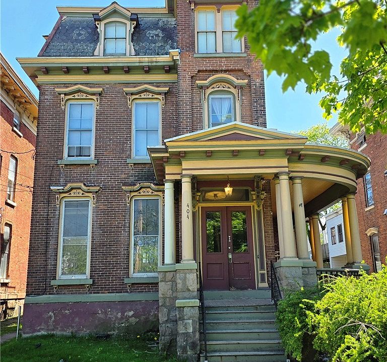 2nd image of 404 Rutger St
