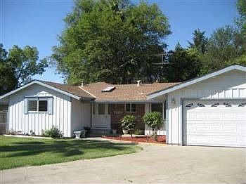 2nd image of 7820 Apple Valley Ct