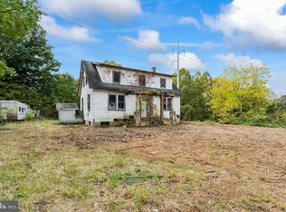21066 File Rd, Milford, VA 22514