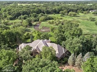 559 Oak Knoll Rd, Barrington Hills, IL 60010