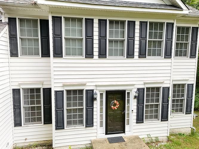 1st image of 12142 Canterbury Ct