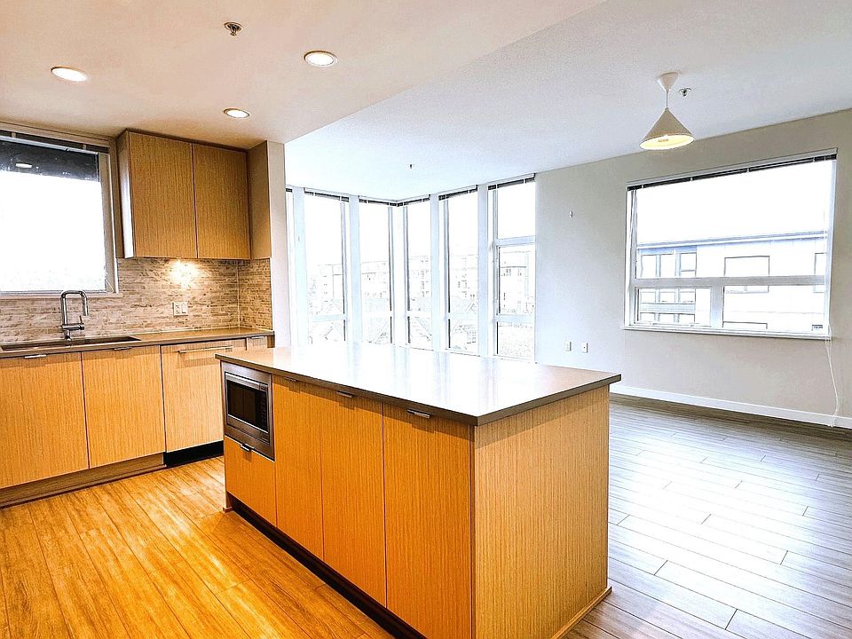 1st image of 9213 Odlin Rd #417