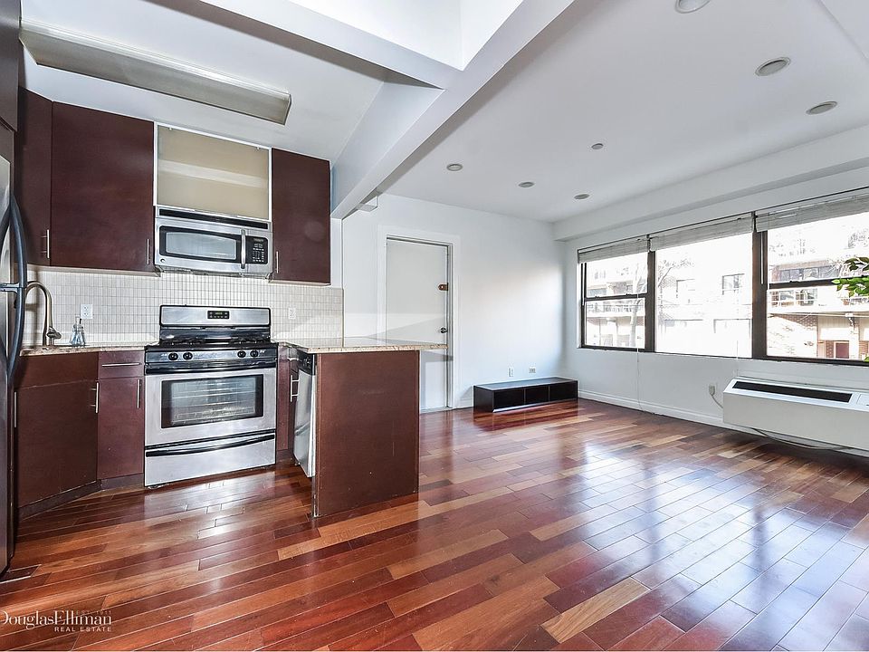 1st image of 7117 162nd St APT 1E