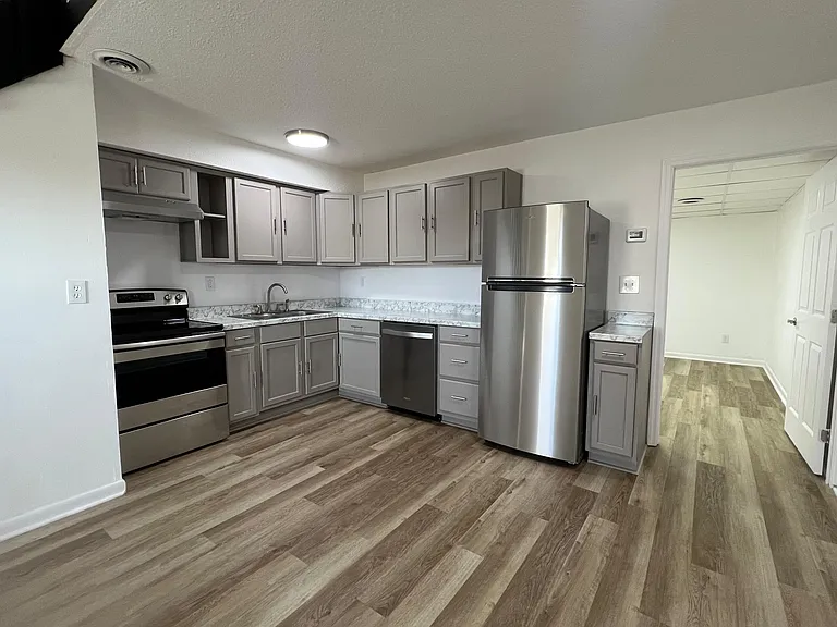 1514 Rustic Dr NW #1514 — Photo 3
