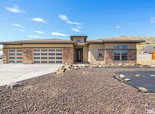 7490 Center Dr, Carson City, NV 89701