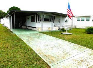 37251 Sandra Ave, Zephyrhills, FL 33542