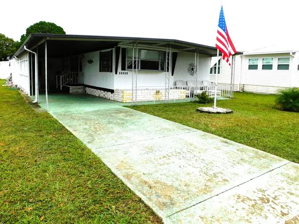 37251 Sandra Ave, Zephyrhills, FL 33542