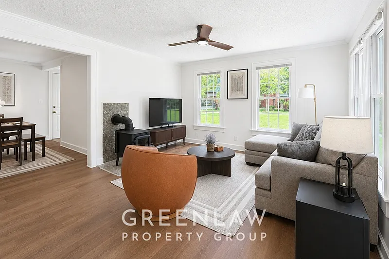 3 bed, 2.0 bath, 1256 sqft, $2,495 — Photo 4