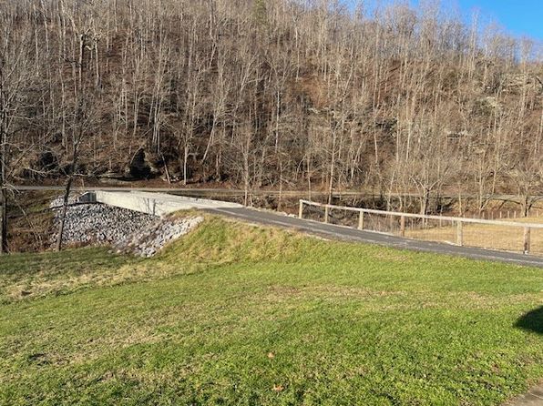 44 Edward Dr, Carrie, KY 41725