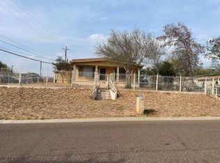 1102 E Lane St, Laredo, TX 78040