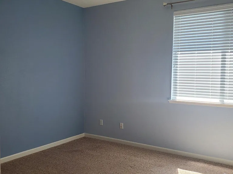 1422 Moonbeam Way — Photo 8