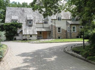 40 Fresh Ponds Rd, East Brunswick, NJ 08816