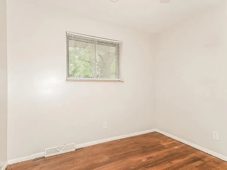 1235 Senate Dr #MAIN — Photo 7