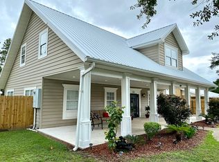 231 Old Spanish Trl, Waveland, MS 39576