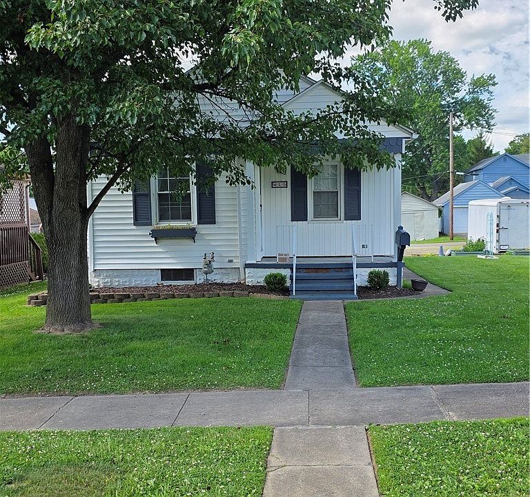 1st image of 415 Winton Ave