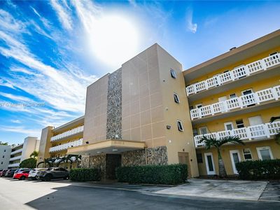 202 SE 10th St APT 206, Dania, FL, 33004