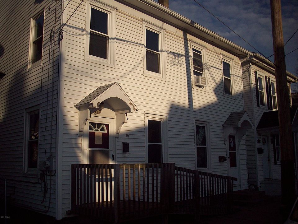 2nd image of 315-317 S 4th St