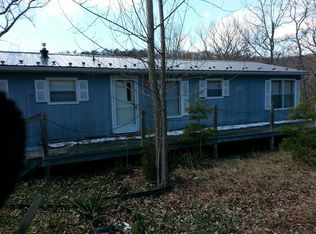 40 Bandit Bnd, Maysville, WV 26833