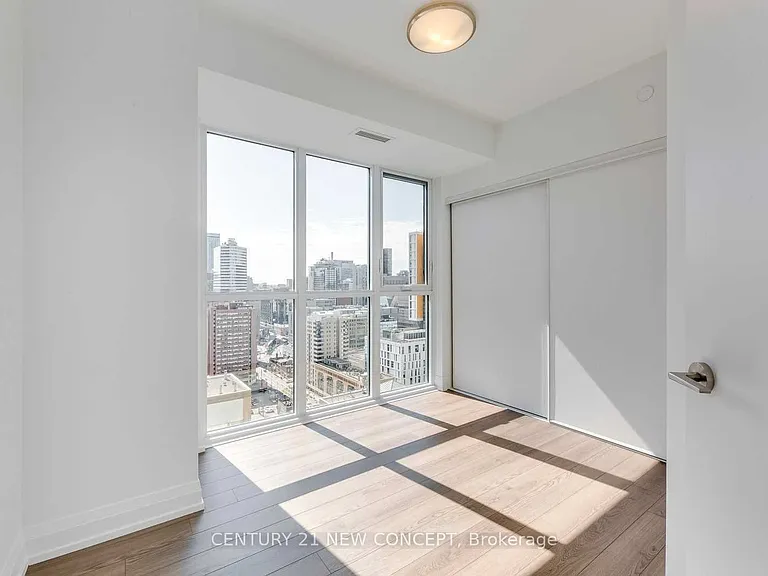 77 Mutual St #3004 — Photo 15
