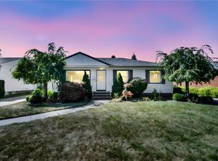 4146 Ascot Ln, Warrensville Heights, OH