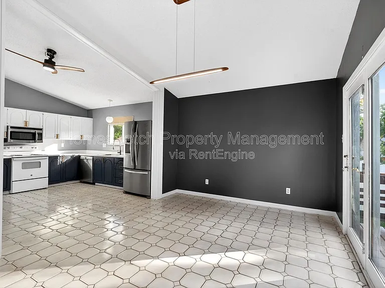4157 Attleboro Ct — Photo 24