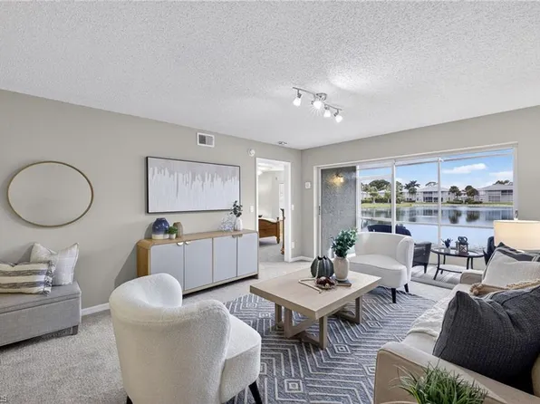 895 New Waterford DR #J103, NAPLES, FL 34104