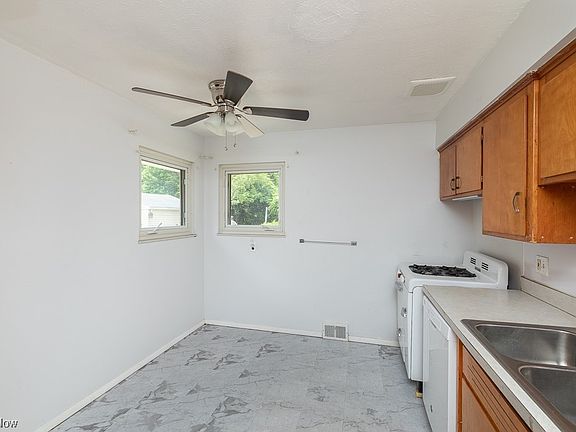 4th image of 316 Lynne Dr