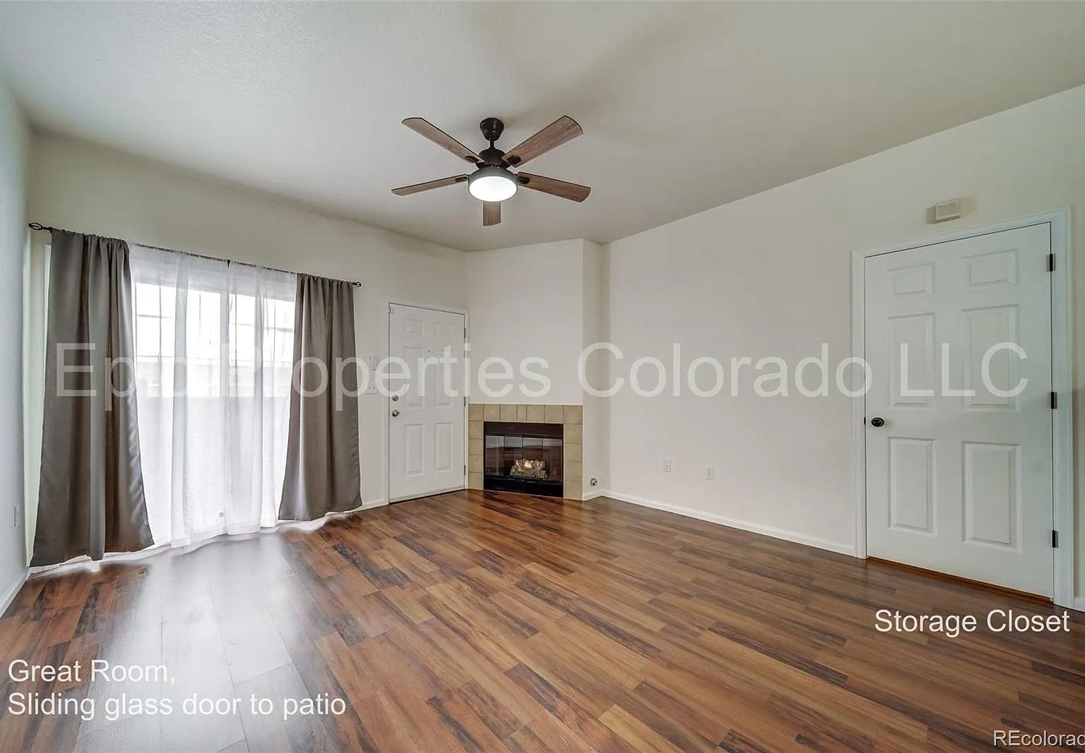 2 bed, 2.0 bath, 982 sqft, $2,050 — Photo 3