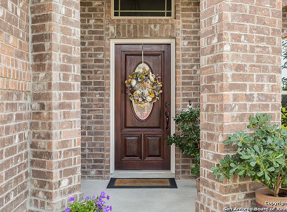 4th image of 1315 Kingbird Ct