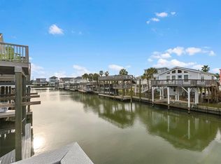 22112 Pecos Dr, Galveston, TX 77554
