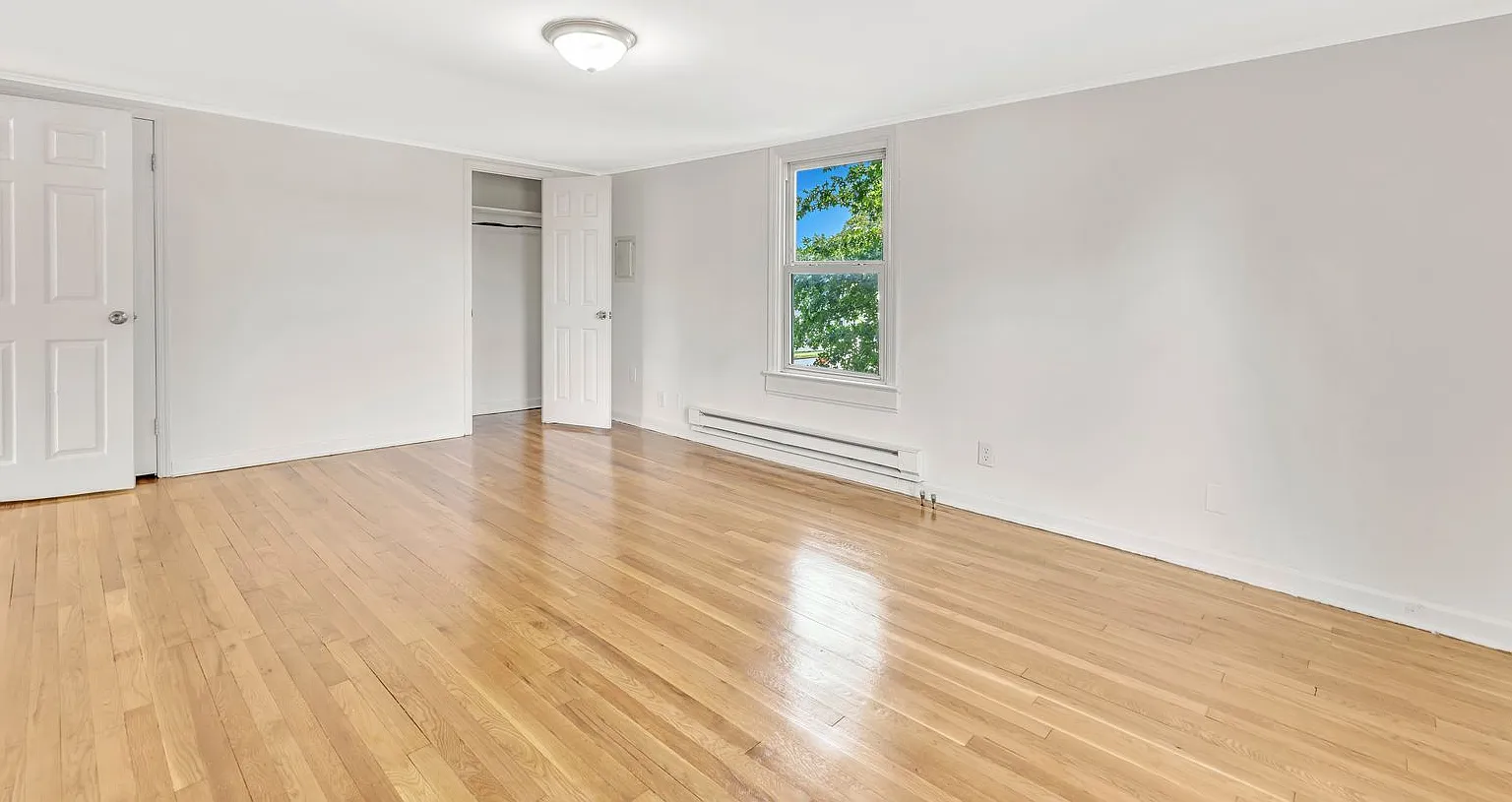 37 Hooker St Jamesburg, NJ 08831 — Photo 2