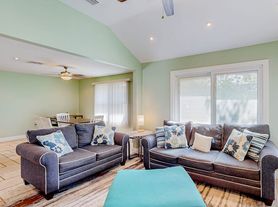 1253 40th St, Sarasota, FL