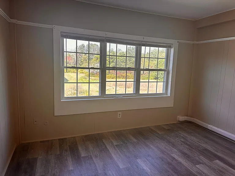 26 Homestead Ave #6 — Photo 5